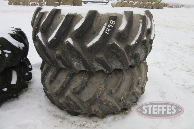 (2) 30.5-32 tires,_0.JPG